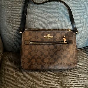 Coach outlet crossbody